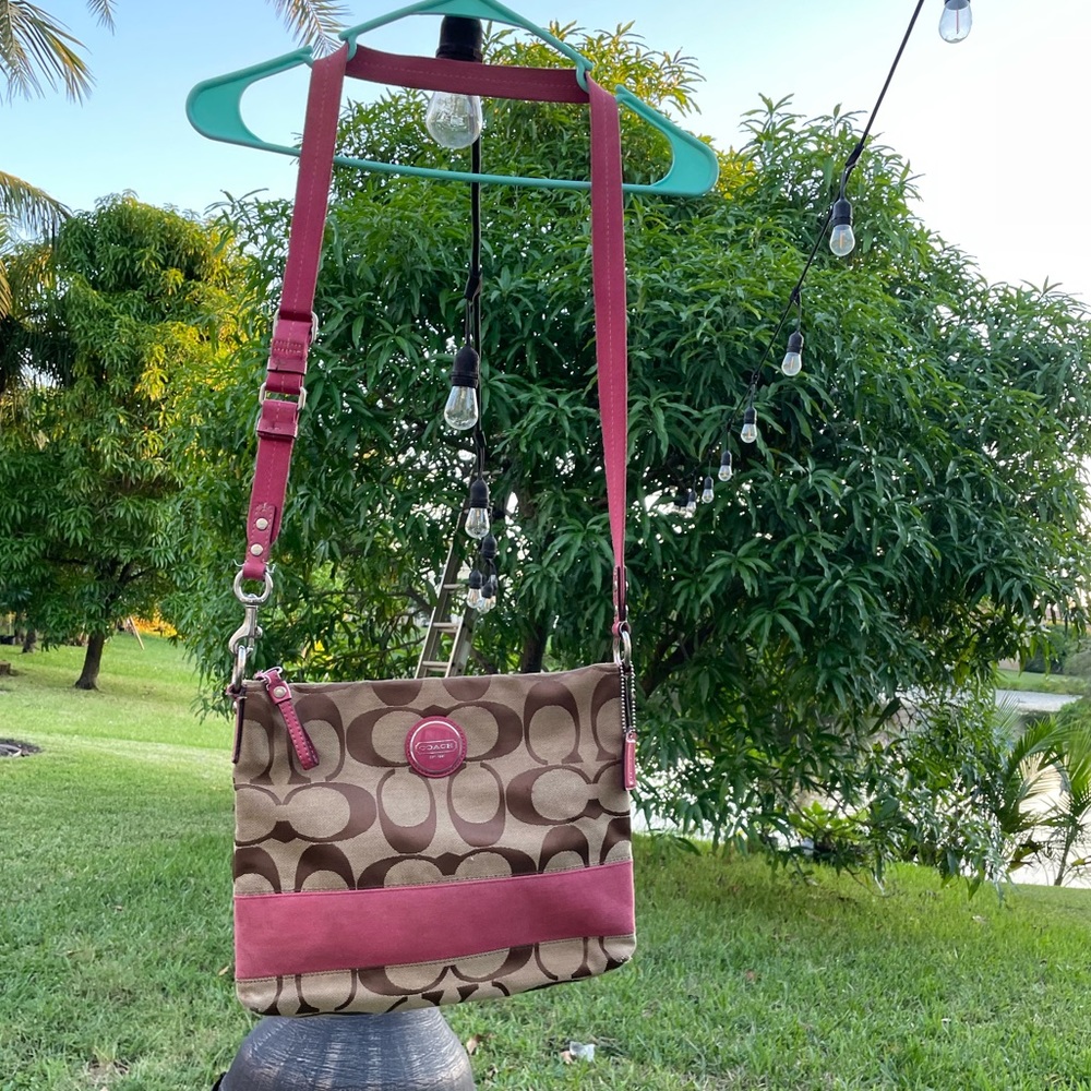 Make life easier with a cute crossbody!